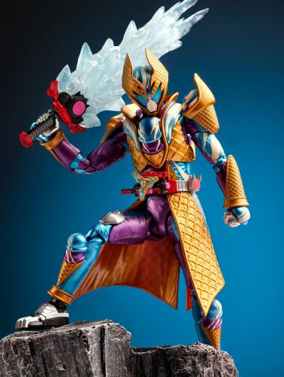 S.H.Figuarts 假面骑士加布 凛冽雪酪冰卫形态