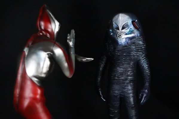 1/6特摄系列 扎拉布星人 暗夜配色版