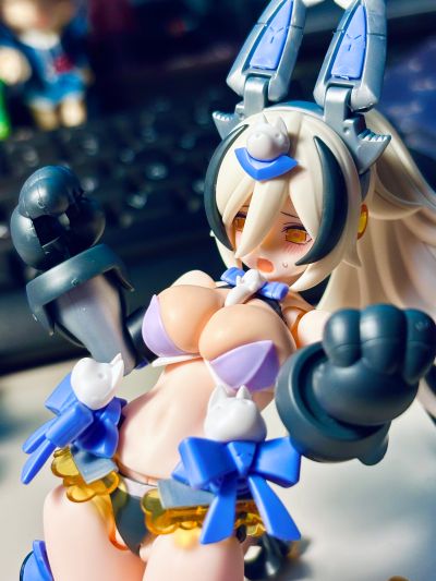 女神装置 PUNI☆MOFU 银狼