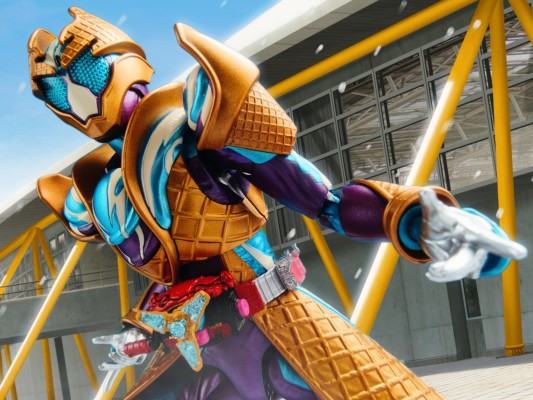 S.H.Figuarts 假面骑士加布 凛冽雪酪冰卫形态