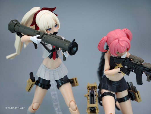 小军械库 LADF37 少女前线2：追放 奇塔