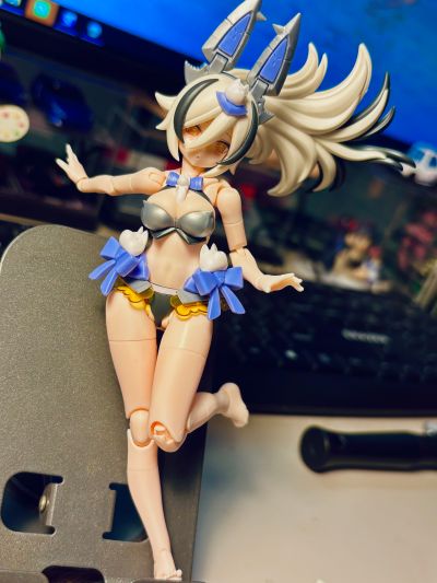 女神装置 PUNI☆MOFU 银狼
