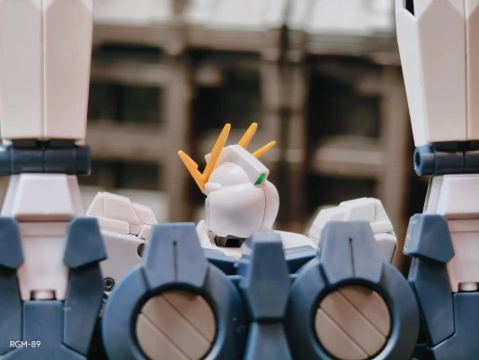 HG 1/144 高达基地限定 NT高达 B装备