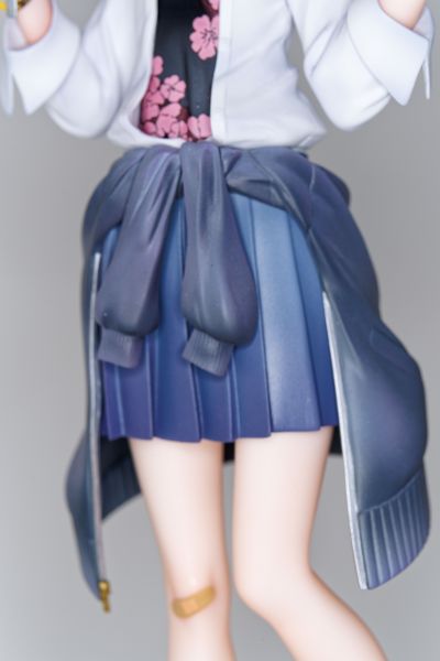 蔚蓝档案 美甘尼禄（校服）