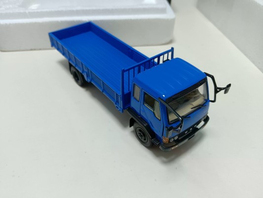 1/48 一汽解放J3 4×2卡车“平头柴”