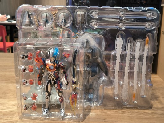 S.H.MonsterArts 摩杰拉 机库出击版