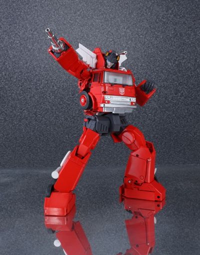 变形金刚 大师级 MP-33 MP33 消防车 原色