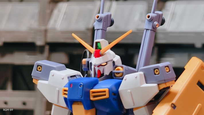 HG D高达第一形态