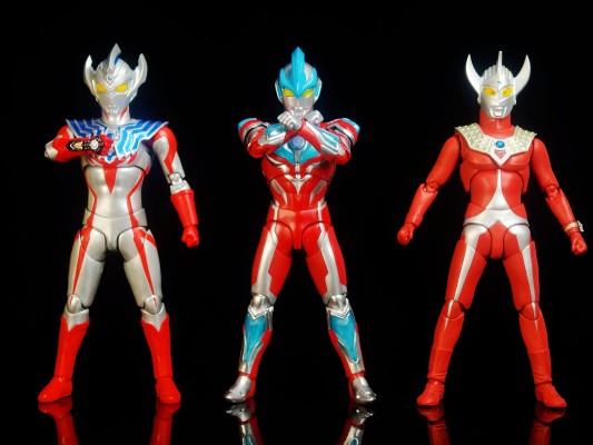 S.H.Figuarts 银河奥特曼（新生代之星）