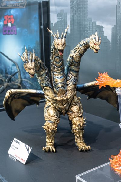 S.H.MonsterArts 凯撒基多拉