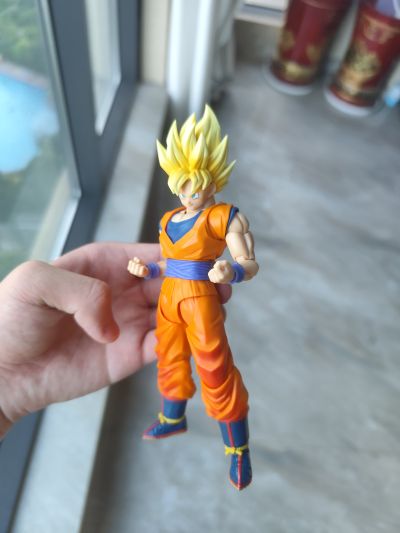 S.H.Figuarts 超级赛亚人孙悟空〈决战开幕〉