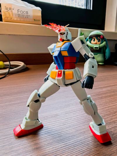 ROBOT魂＜机动战士系列＞ RX-78-2 高达 剧中版
