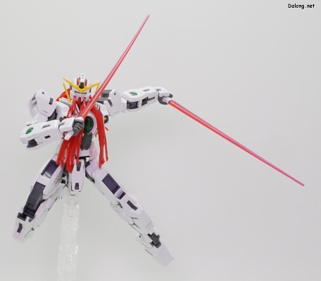 MG 1/100  高达基地专属商品  异装者高达