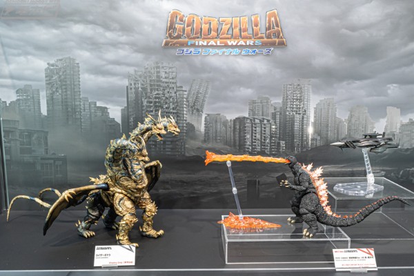 S.H.MonsterArts 凯撒基多拉