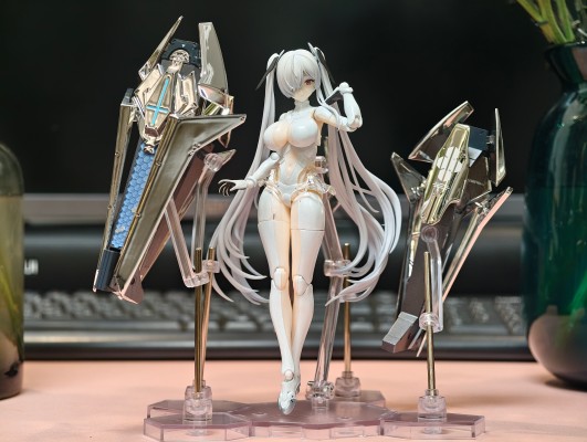 Hyper Body 胜利女神：新的希望 灰姑娘  Full Contact