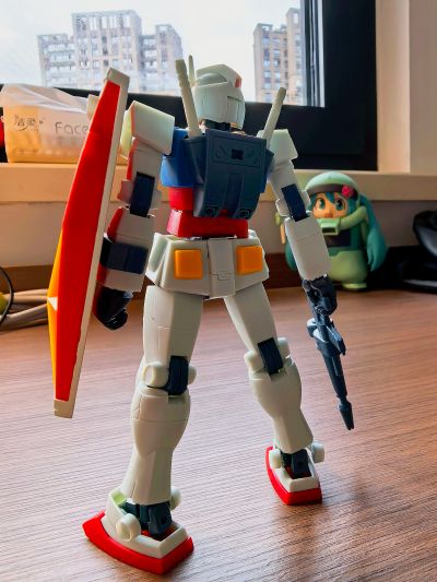 ROBOT魂＜机动战士系列＞ RX-78-2 高达 剧中版