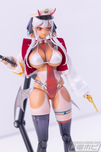 夜间取缔警察官 萨薇琪