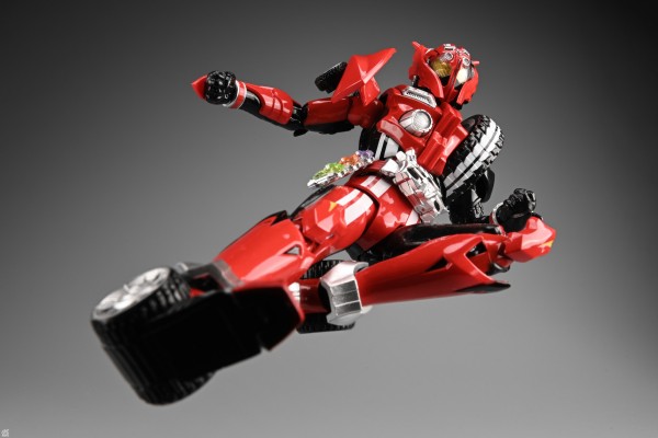 S.H.Figuarts 假面骑士驰骑 特莱多隆型  混合轮胎套装 -S.H.Figuarts15周年纪念版-