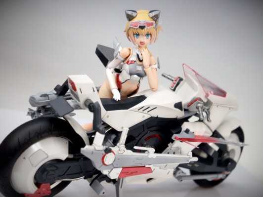 机甲少女 短剑 低可视度泳装