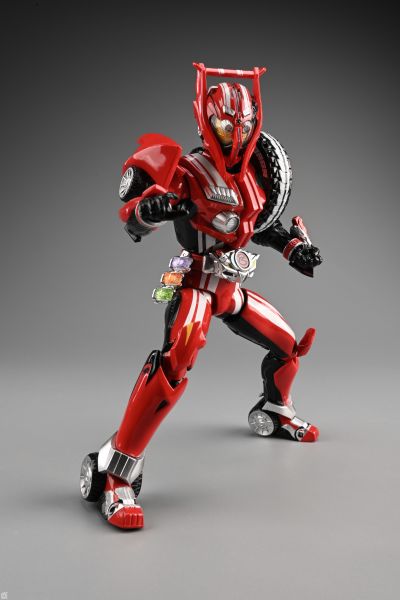 S.H.Figuarts 假面骑士驰骑 特莱多隆型  混合轮胎套装 -S.H.Figuarts15周年纪念版-