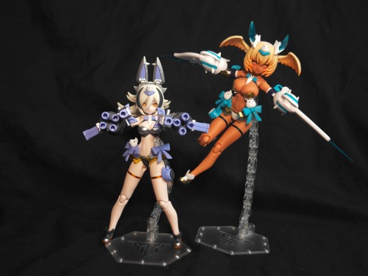 女神装置 PUNI☆MOFU 金鸮