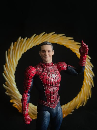 MAFEX 编号241 好邻居蜘蛛侠