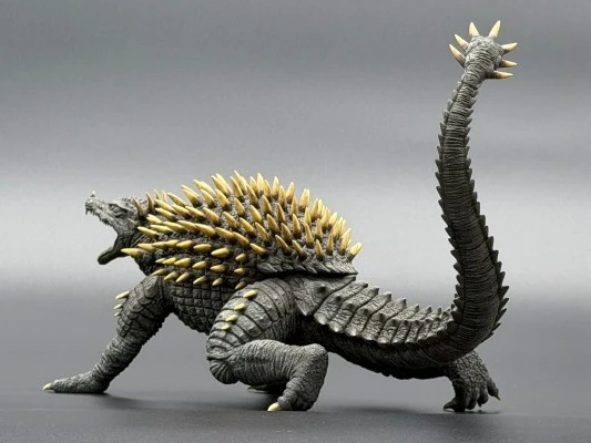 安吉拉斯2004