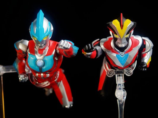 S.H.Figuarts 银河奥特曼（新生代之星）