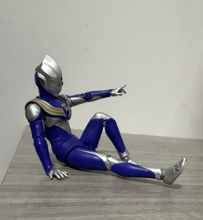 S.H.Figuarts（真骨雕制法） 迪迦奥特曼 空中型