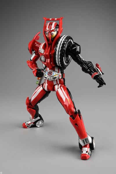 S.H.Figuarts 假面骑士驰骑 特莱多隆型  混合轮胎套装 -S.H.Figuarts15周年纪念版-