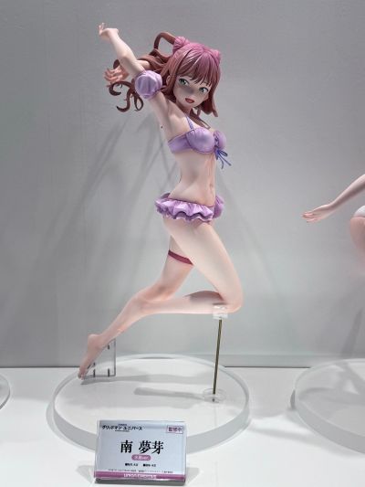 古立特宇宙 南梦芽 泳装
