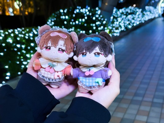 哈里路亚宝贝 吴都&樱咲冬夏 限定娃衣套组