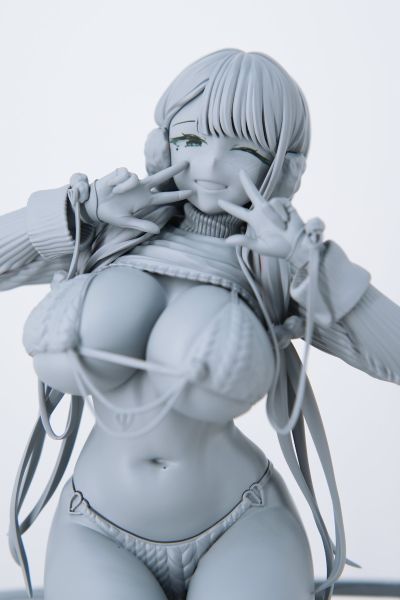 冬山朝子.冬季比基尼