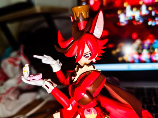 S.H.Figuarts KiraKira☆光之美少女 A La Mode 剑城晶／巧克力天使