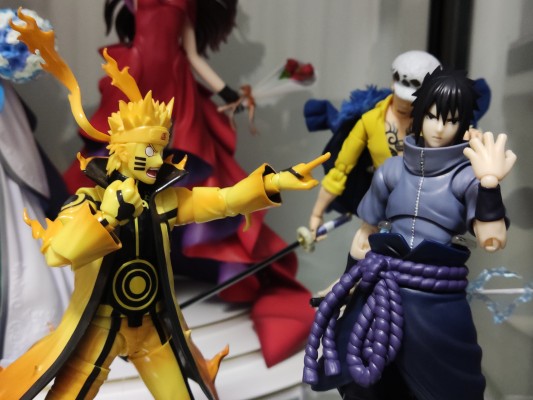 S.H.Figuarts 火影忍者 疾风传 宇智波佐助 -燃尽黑暗的孤高忍者-