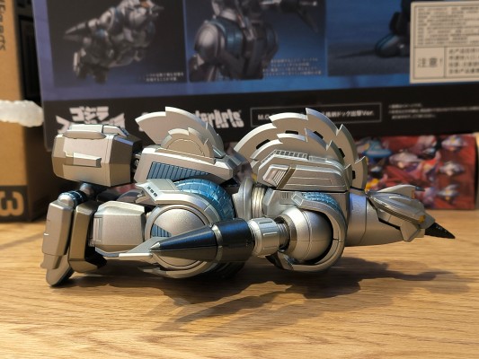S.H.MonsterArts 摩杰拉 机库出击版