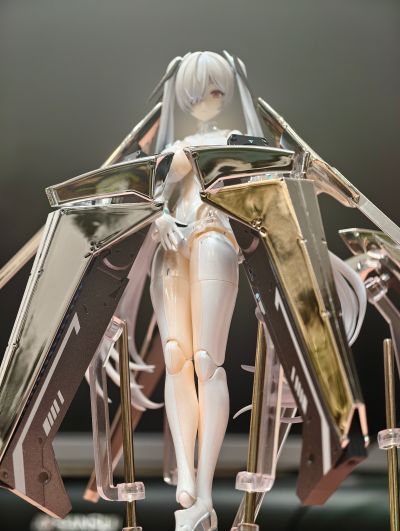 Hyper Body 胜利女神：新的希望 灰姑娘  Full Contact