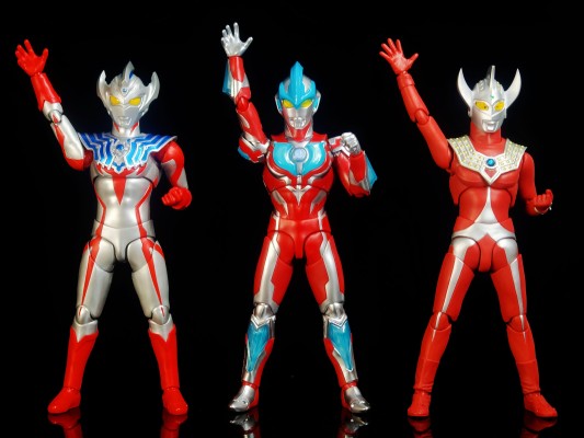 S.H.Figuarts 银河奥特曼（新生代之星）