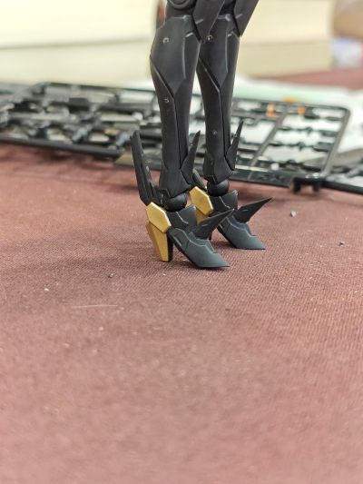 手办