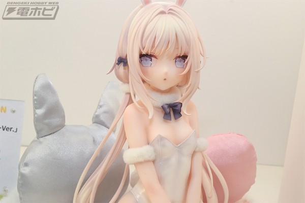 小雪 白色兔女郎