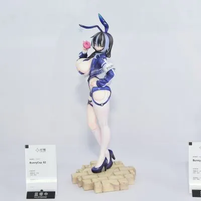 兔女郎警官_02