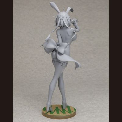 索菲亚· F· 希琳 蝴蝶结兔女郎