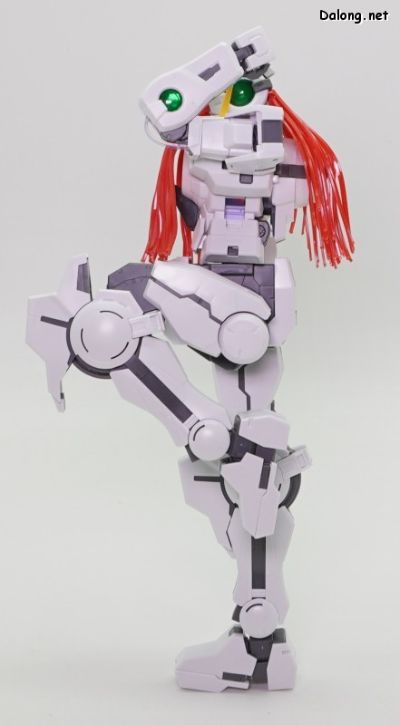 MG 1/100  高达基地专属商品  异装者高达