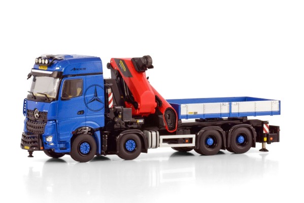 04-2203 梅赛德斯-奔驰AROCS MP5 BIG SPACE 8X4牵引卡车+帕尔菲格PK1650TEC随车起重机