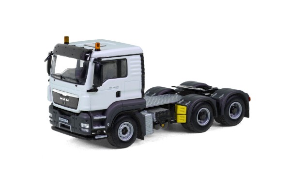 03-1118 man tgs l 6x4牵引卡车