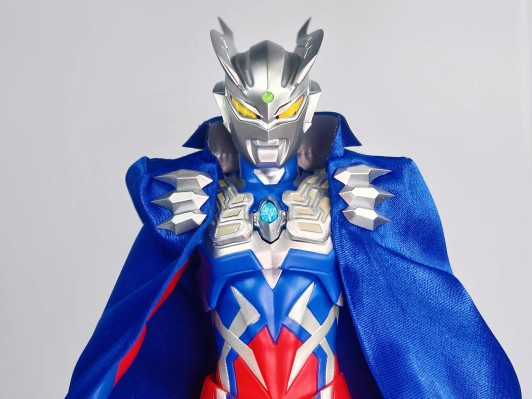 S.H.Figuarts 赛罗奥特曼 透明配色（Clear Color）