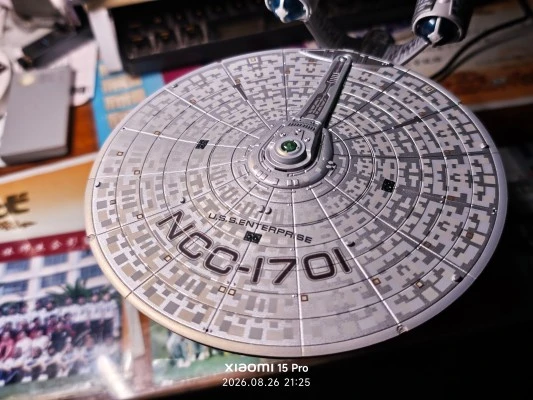REPLICAart系列 星际迷航2009 联邦星舰进取号 NCC-1701