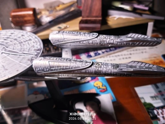 REPLICAart系列 星际迷航2009 联邦星舰进取号 NCC-1701