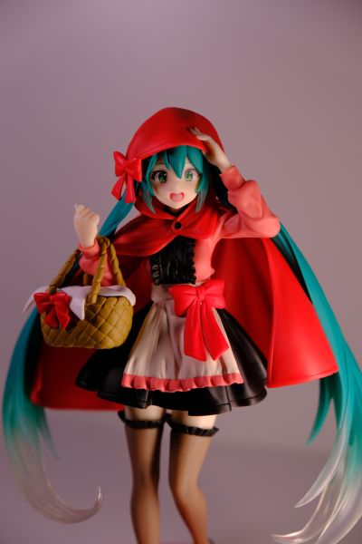 初音未来 童话仙境人偶 小红帽 （TAiTO线上抓娃娃机专属款式）