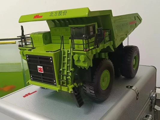 北方重汽股份NTE260矿山自卸卡车